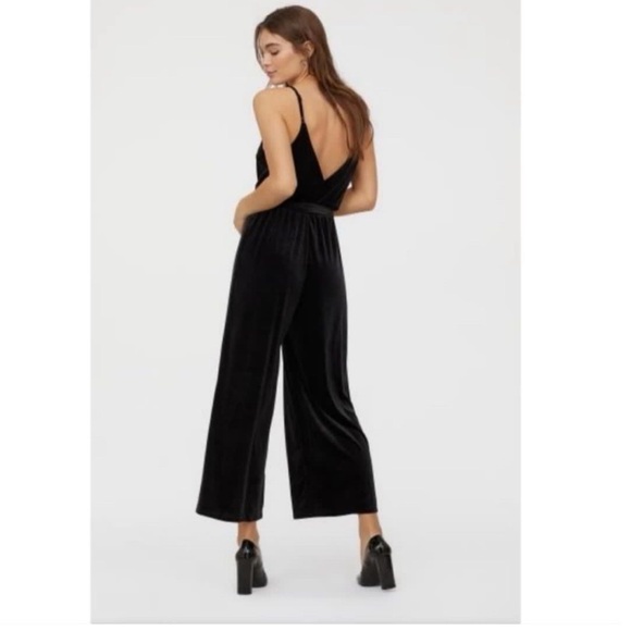H&M Velour Velvet Jumpsuit in Black, cross wrap top wide leg skinny straps small - Picture 1 of 9